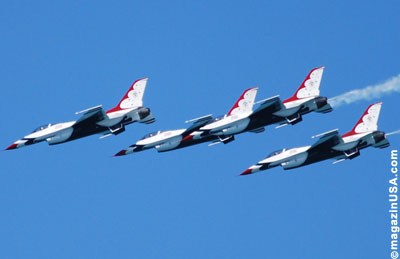 Chicago Air and Water Show 2011: Thunderbirds
