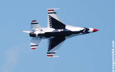 Chicago Air and Water Show 2011: Thunderbirds
