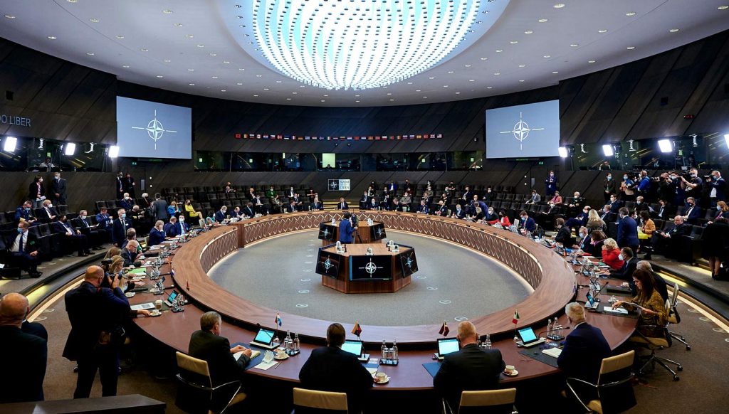 NATO Meeting in Brüssel im Februar 2022 [Bildquelle: NATO]
